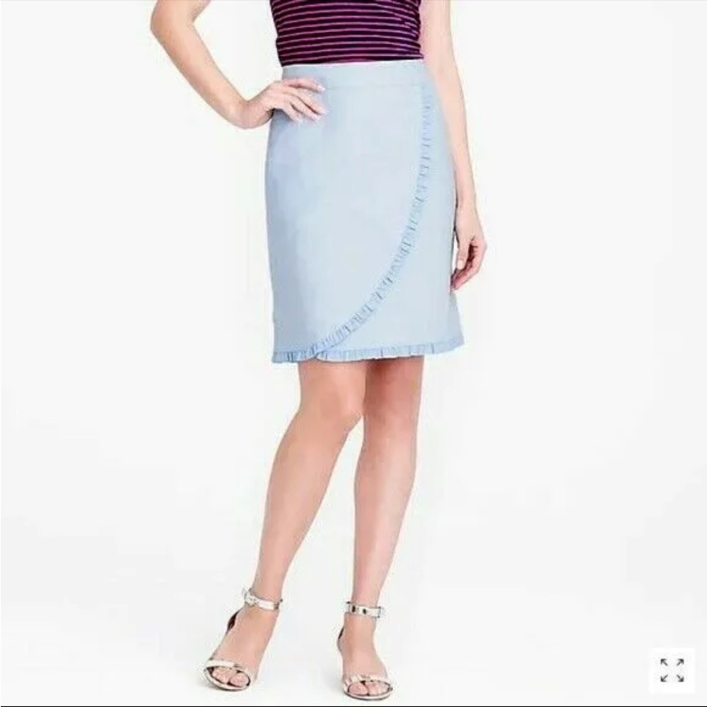 J. Crew Women's Light Blue Oxford Ruffle Straight Pencil Mini Skirt - size 2